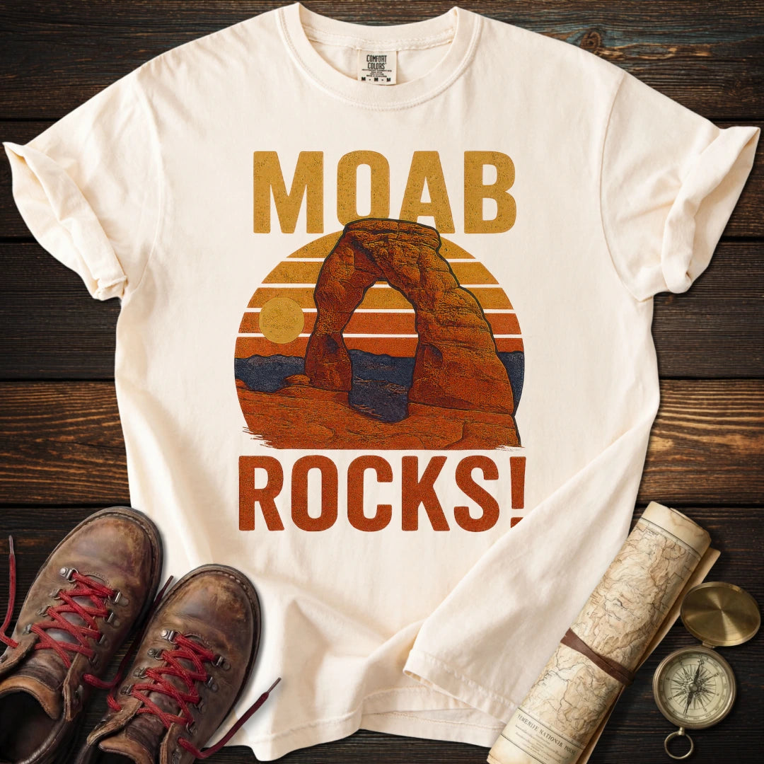 Moab Rocks Vintage Arches T-Shirt