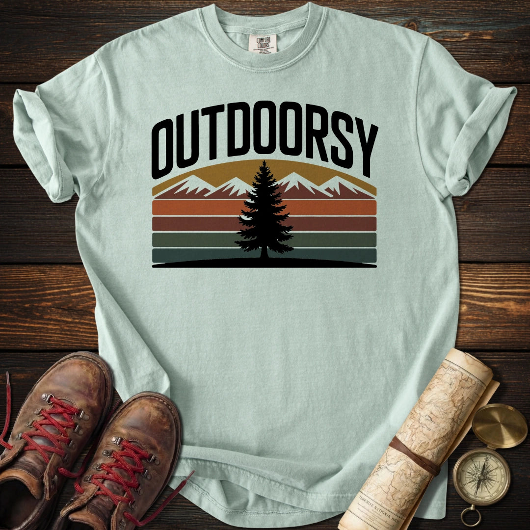 Outdoorsy Vintage Style T-Shirt