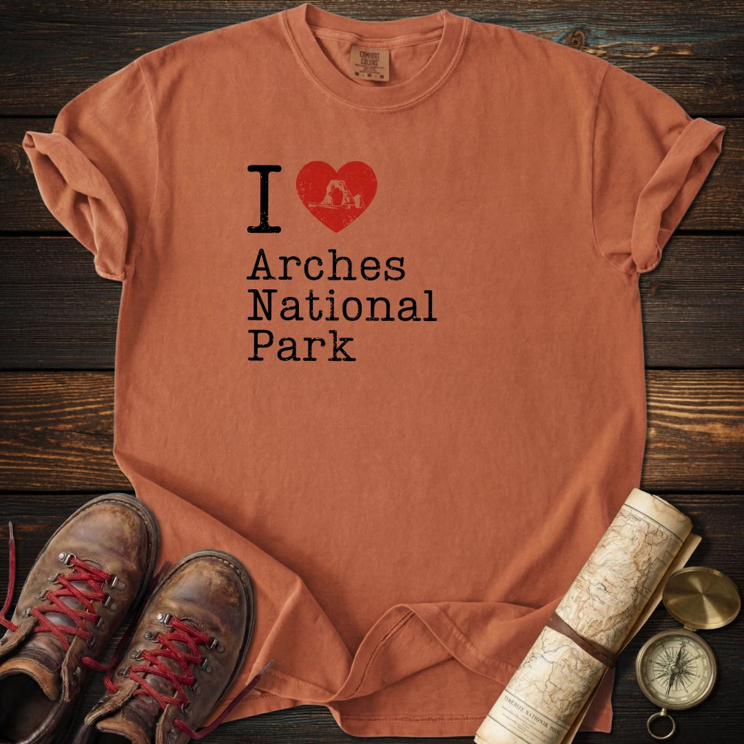 I Heart Arches National Park Distressed T-Shirt