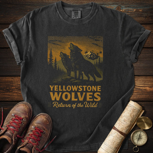 Vintage Yellowstone Wolves T-Shirt
