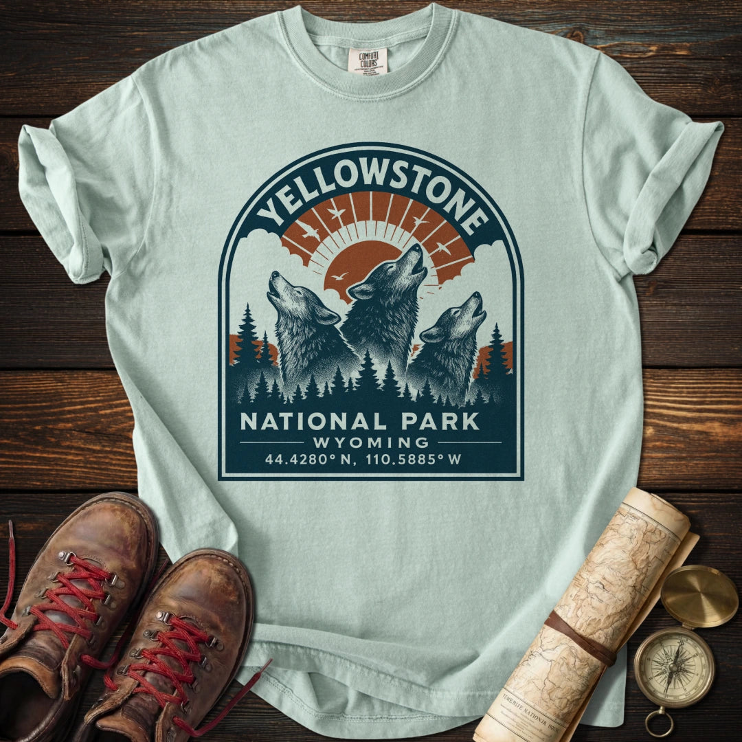 Vintage Yellowstone Wolf T-Shirt