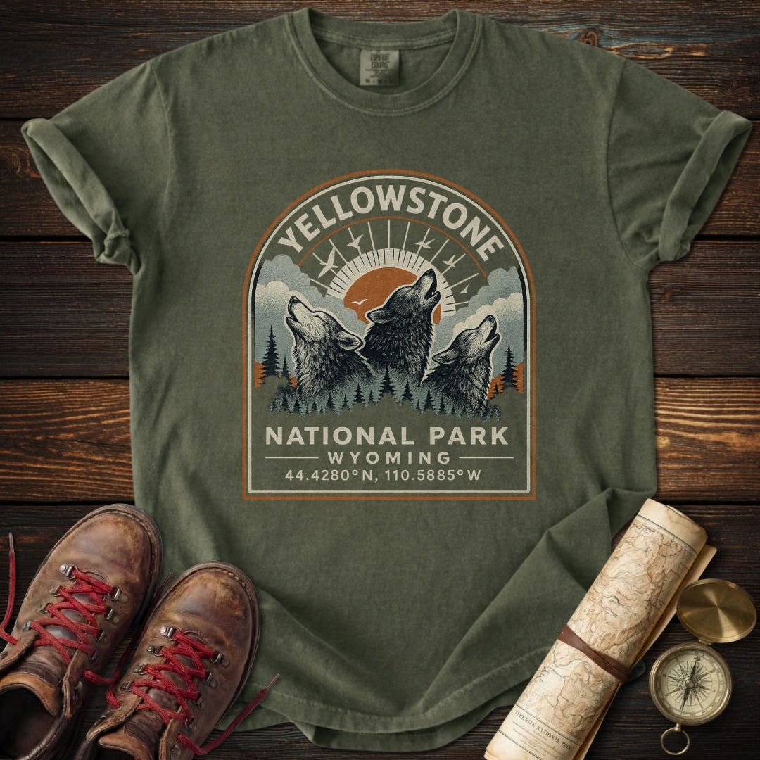 Vintage Yellowstone Wolf T-Shirt