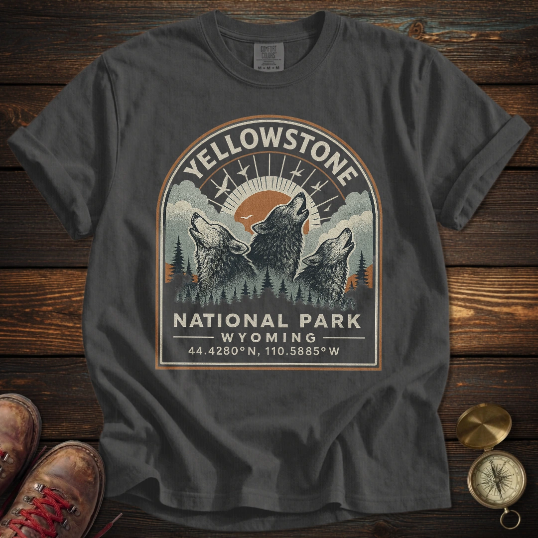 Vintage Yellowstone Wolf T-Shirt