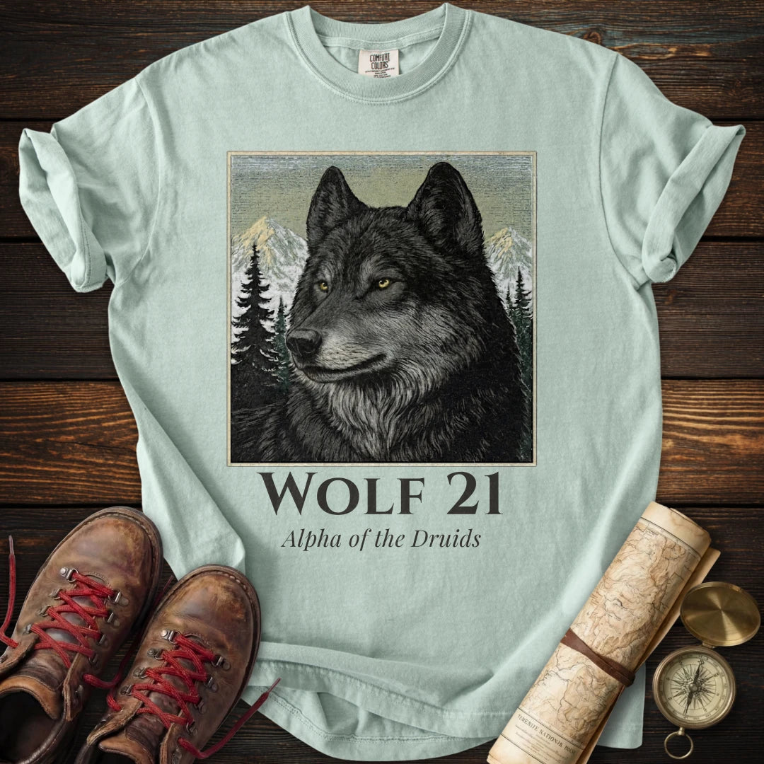Wolf 21 - Alpha Druids T-Shirt