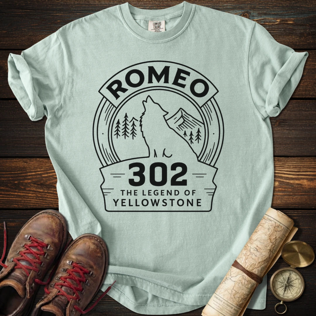 Wolf Romeo 302 Minimalist T-Shirt