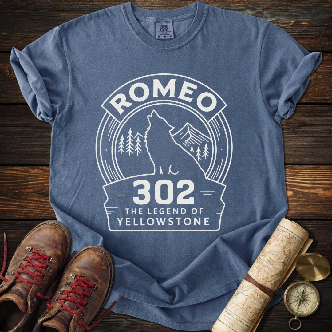 Wolf Romeo 302 Minimalist T-Shirt