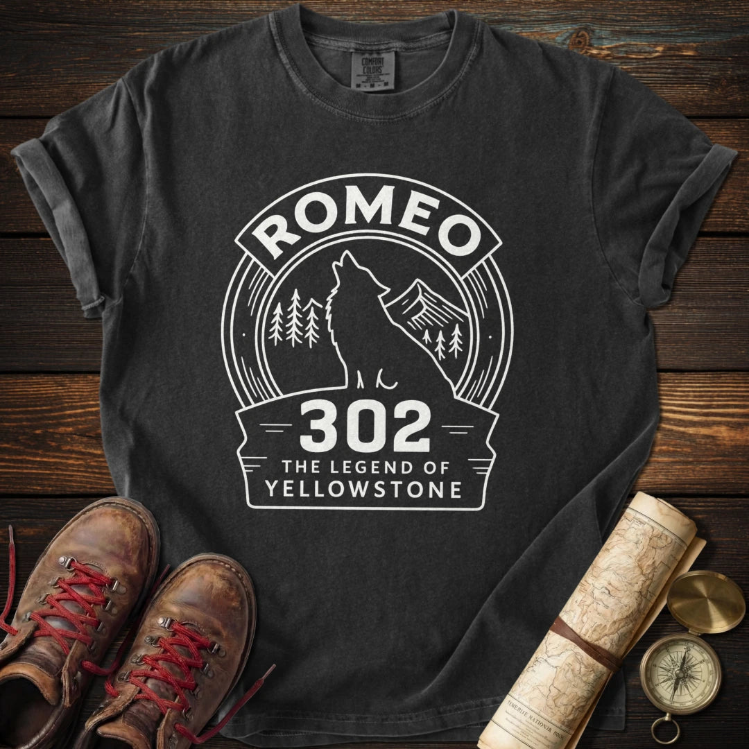 Wolf Romeo 302 Minimalist T-Shirt