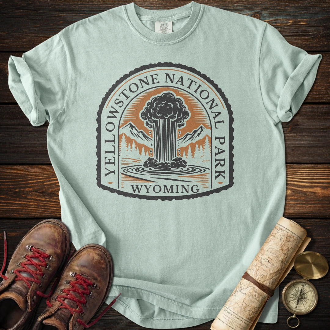 Yellowstone Old Faithful Wyoming T-Shirt