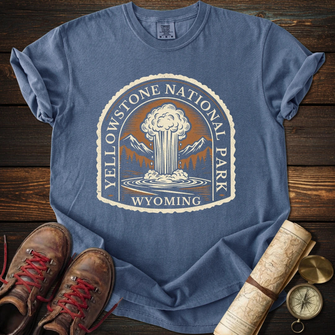 Yellowstone Old Faithful Wyoming T-Shirt