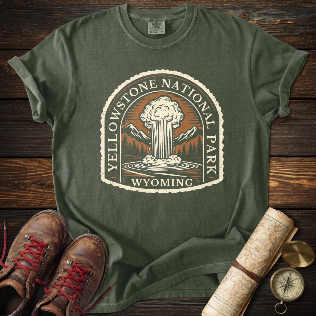 Yellowstone Old Faithful Wyoming T-Shirt