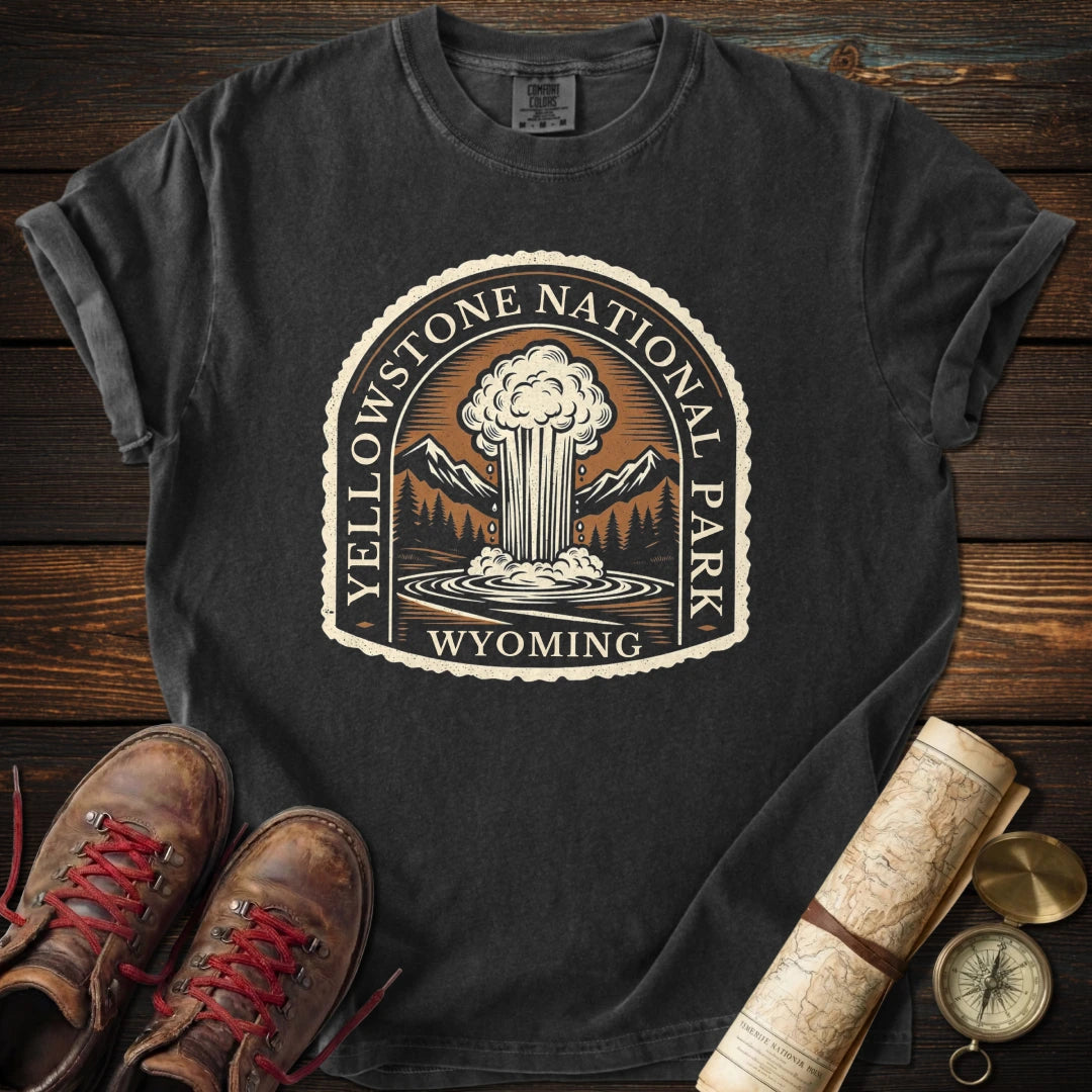 Yellowstone Old Faithful Wyoming T-Shirt