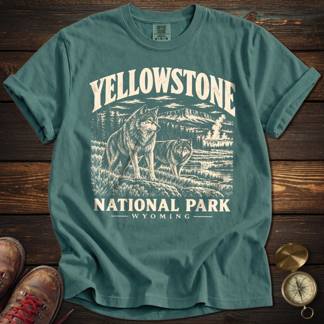 Yellowstone National Park Wolves Heritage T-Shirt
